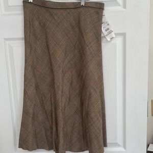 MARCONA LADIES SKIRT NWT SZ 38 US SZ 8